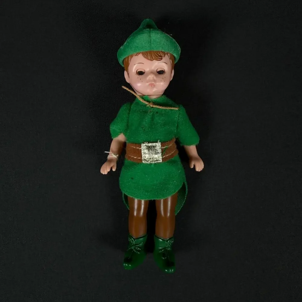 Madame Alexander McDonald's 2002 design #2 DISNEY PETER PAN